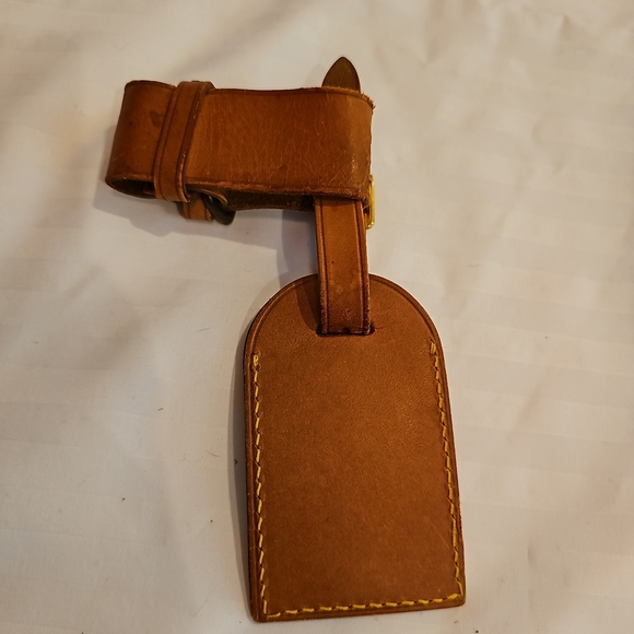 Authentic Louis Vuitton Leather Luggage tag - Picture 3 of 8